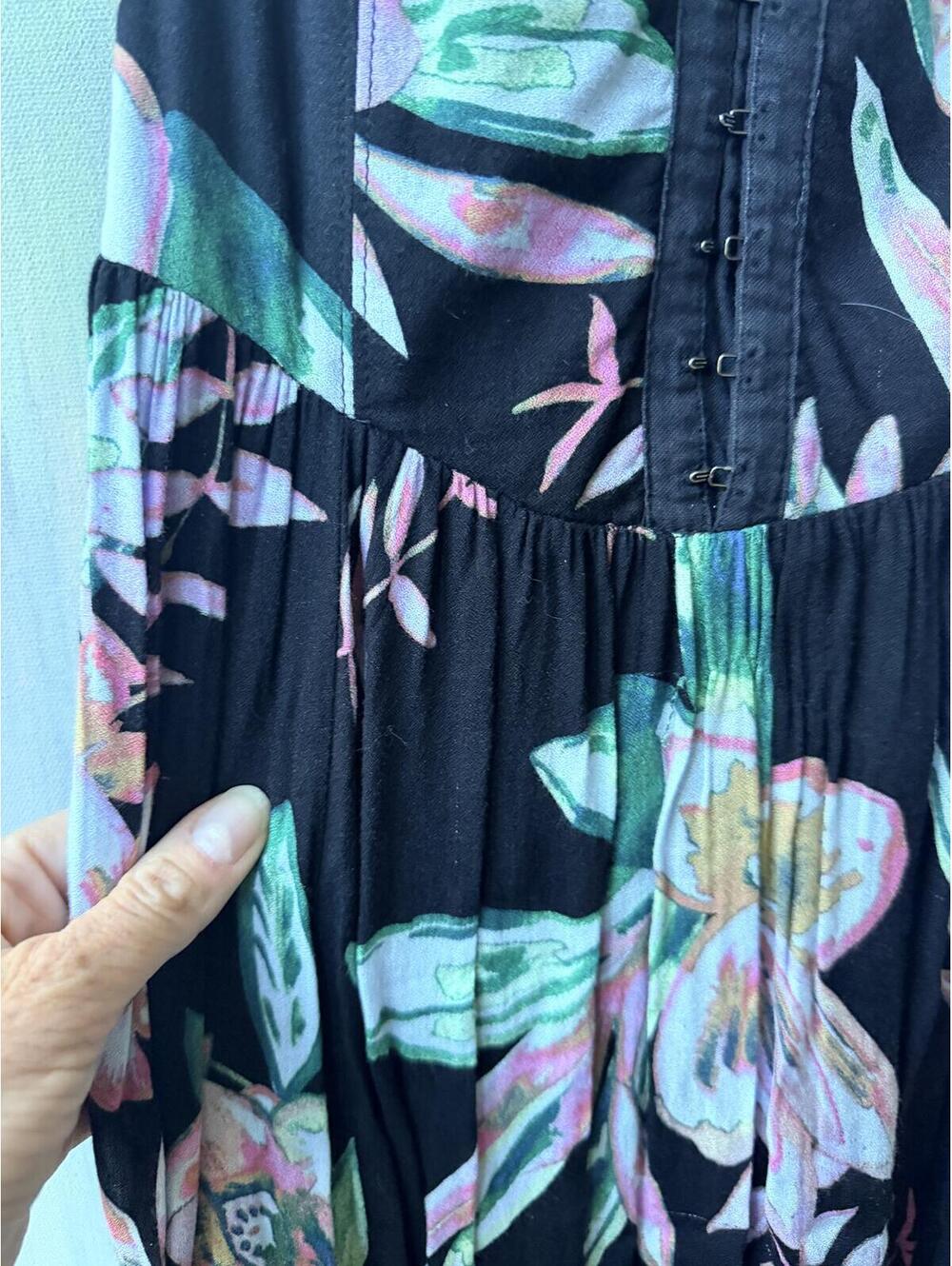 Kimchi Blue Urban Outfitters Floral Midi Dress Open Back Sm - Picture 4 of 9